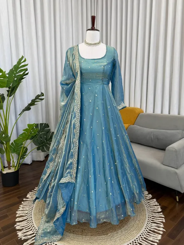 Anarkali_Set_For_Women