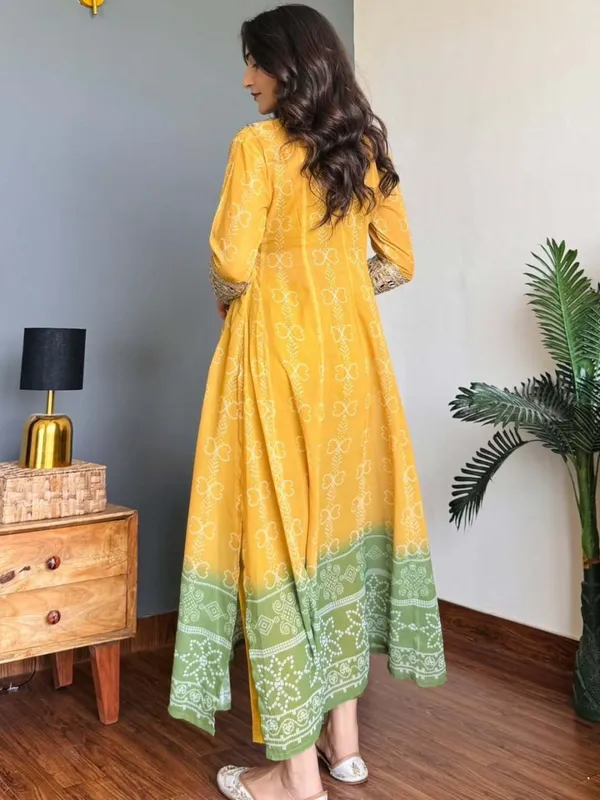Premium_Crafted_Yellow_and_Green_Kurti_Set_For_Women
