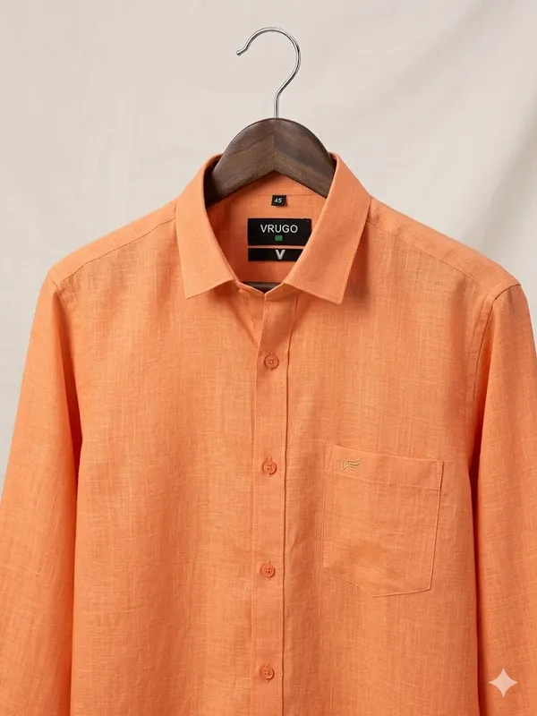 Mens_Vertical_Casual_Shirt_With_Metallic_Detailing