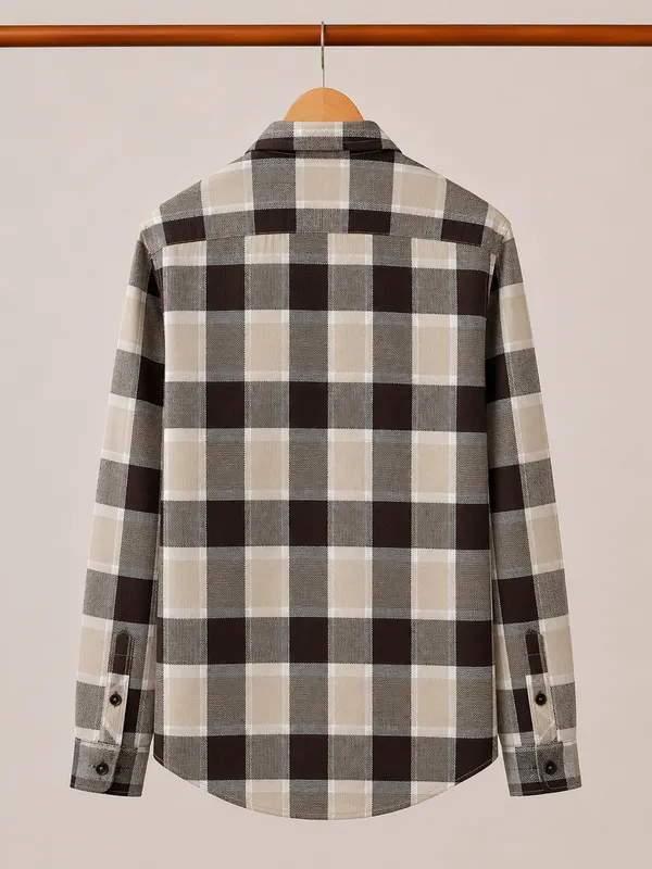 VRUGO_Men's_Brown_&_Beige_Checked_Full_Sleeve_Casual_Shirt