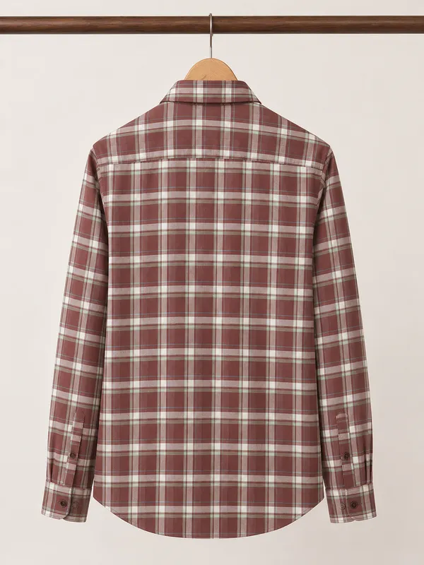 VRUGO_Men's_Rust_Brown_Checked_Full_Sleeve_Casual_Shirt