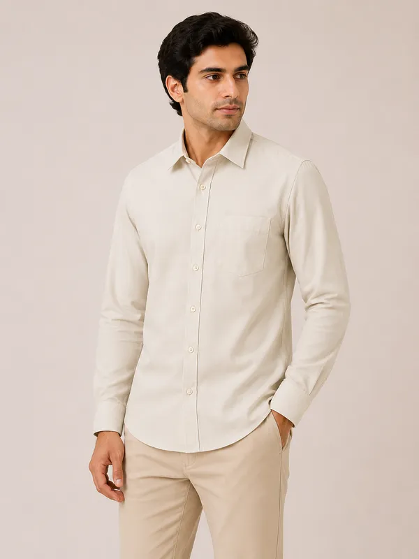 VRUGO_Men's_Off_White_Full_Sleeve_Formal_Shirt_|_Premium_Solid_Cotton_Blend_Shirt
