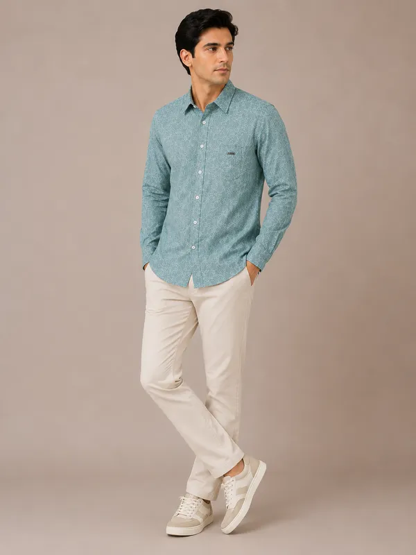 VRUGO_Men's_Ocean_Green_Floral_Print_Full_Sleeve_Casual_Shirt