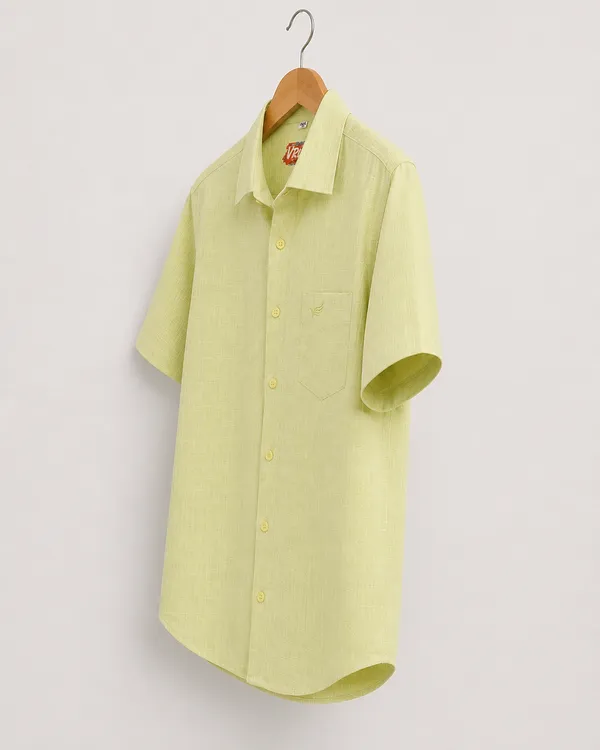VRUGO_Men's_Light_Green_Textured_Half_Sleeve_Casual_Shirt