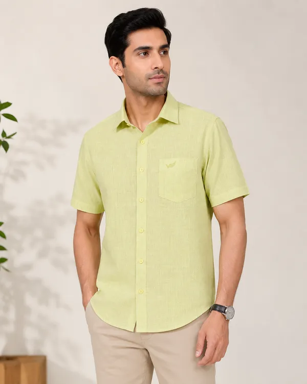 VRUGO_Men's_Light_Green_Textured_Half_Sleeve_Casual_Shirt