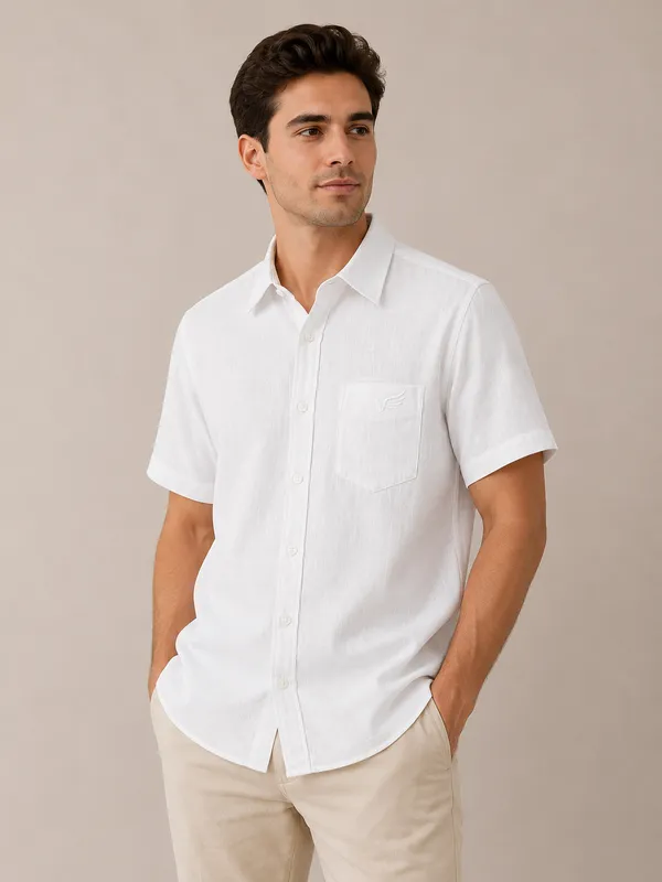 VRUGO_Men's_Classic_White_Textured_Half_Sleeve_Casual_Shirt