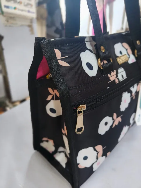 Black_Lycra_Nylon_Tote_Bag_For_Women