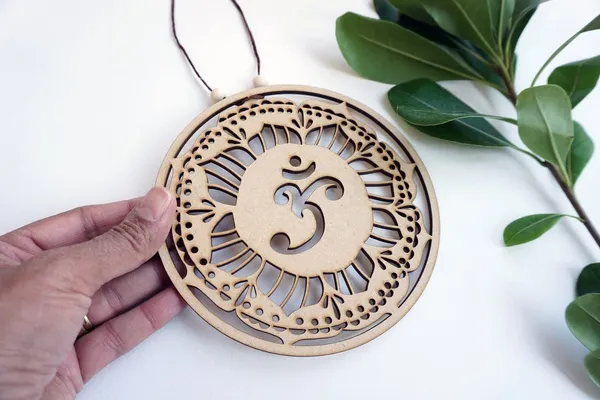 Beige_Wooden_Om_Shape_Wall_Art_Home_Decor
