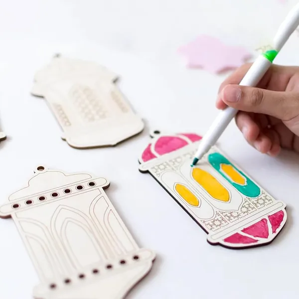 Beige_Wooden_Lantern_Diy_Banner_Craft_Ramadan_Eid_Activity_Kids