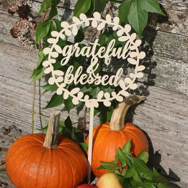 Beige_Wooden_Thanksgiving_Table_Topper_Rustic_Thanksgiving_Table_Decor_Custom_Cake_Topper_Names_Topper_Diy_Craft_Gift_Diy_And_Craft