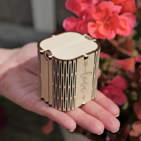 Beige_Wooden_Gift_Box_Cutout_Diy_And_Craft