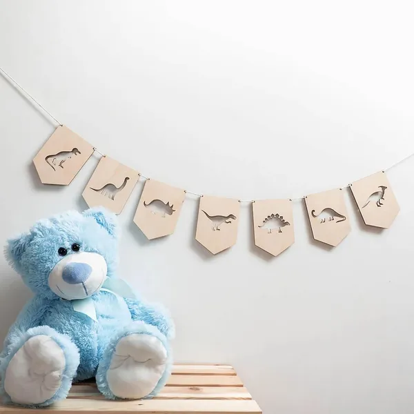Beige_Dinosaur_Wooden_Garland_Baby