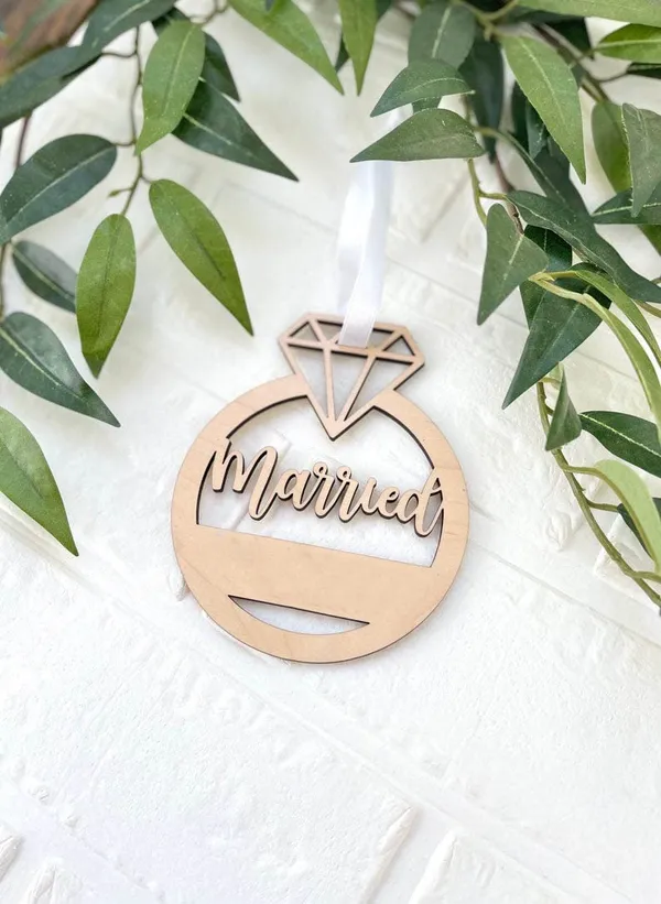 Beige_Wooden_Engagement_Wedding_Ring_Ornament