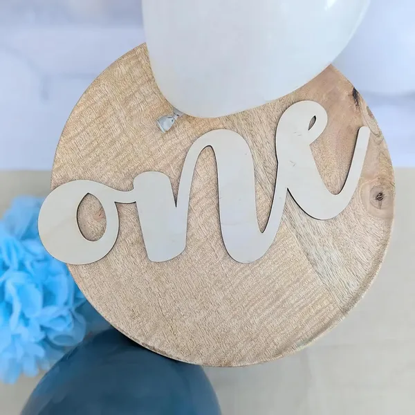 Beige_Wooden_Number_One_Sign_Baby_Photo_Prop_Baby
