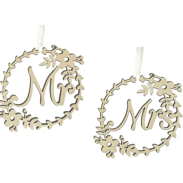 Beige_Floral_Wooden_Mr_And_Mrs_Wedding_Chair_Signs_Rustic_Bride_And_Groom_Chair_Decor_Circle_Wreath_Design_Wedding