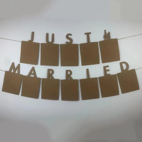 Beige_Wooden_Just_Married_Banner_Garland_Wedding