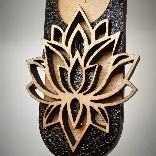 Beige_Wooden_Lotus_Mandala_Chakras_Incense_Holder_Home_Decor