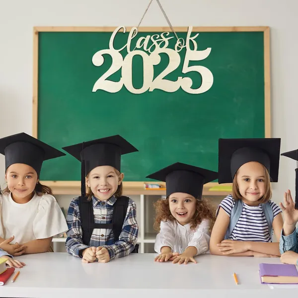 Beige_Class_Wooden_Sign_Graduation_Party_Decorations_School