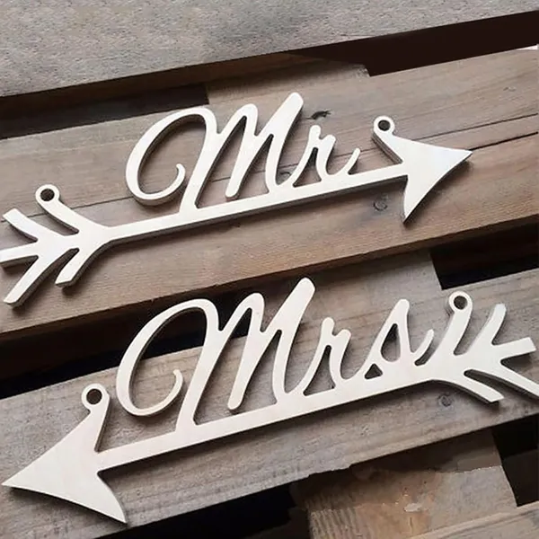 Beige_Mr_And_Mrs_Arrow_Wooden_Chair_Signs_Diy_Rustic_Wedding_Decorations_Hanging_Reception_Chair_Letters_Diy_And_Craft
