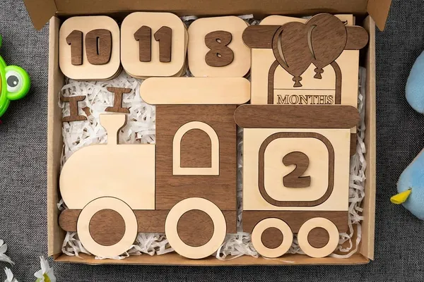 Beige_Baby_Monthly_Milestone_Train_Set_Milestone_Card_Photo_Prop_Baby_Milestone_Props_Baby
