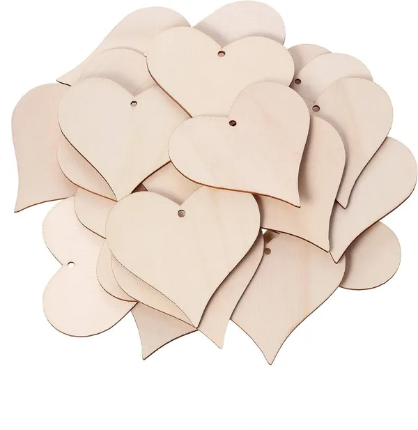Beige_Natural_Wooden_Heart_Slices_General