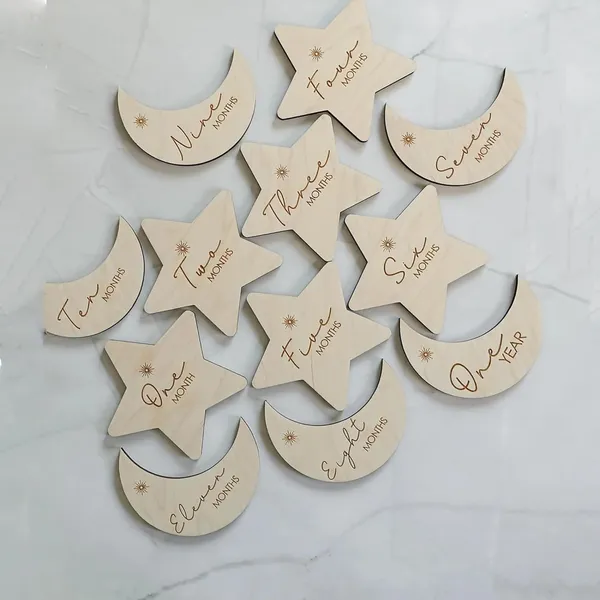 Beige_Baby_Monthly_Milestone_Markers_Baby