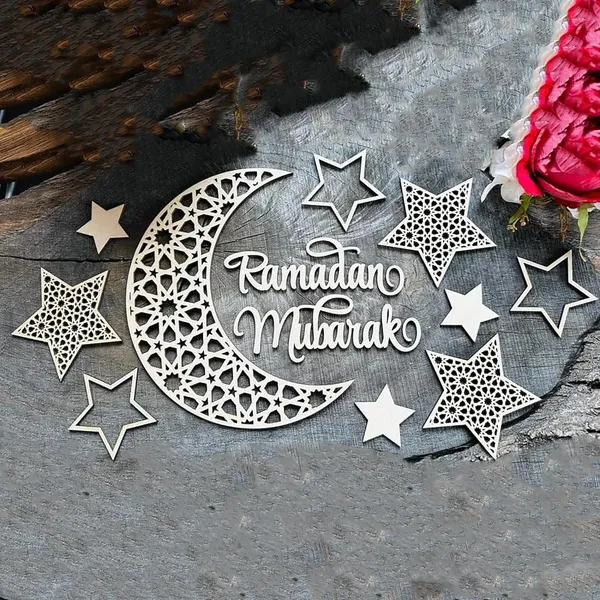 Beige_Ramadan_Mubarak_Sign_Home_Decor