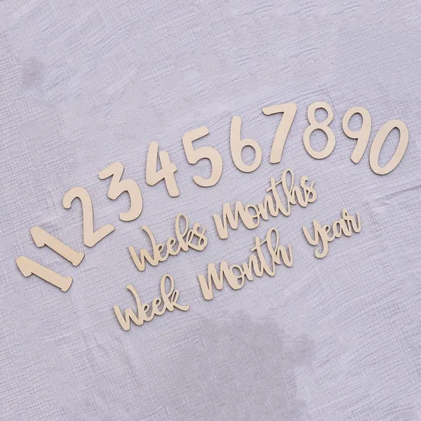 Beige_Wooden_Baby_Milestone_Props_Baby