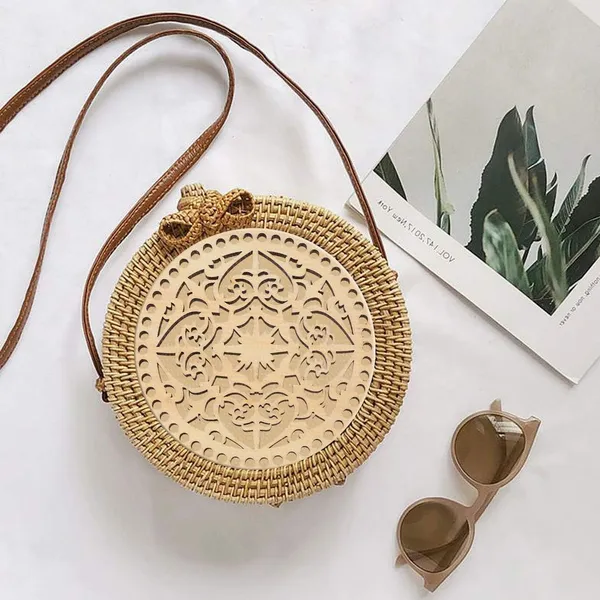 Beige_Wooden_Basket_Bottoms_Diy_And_Craft
