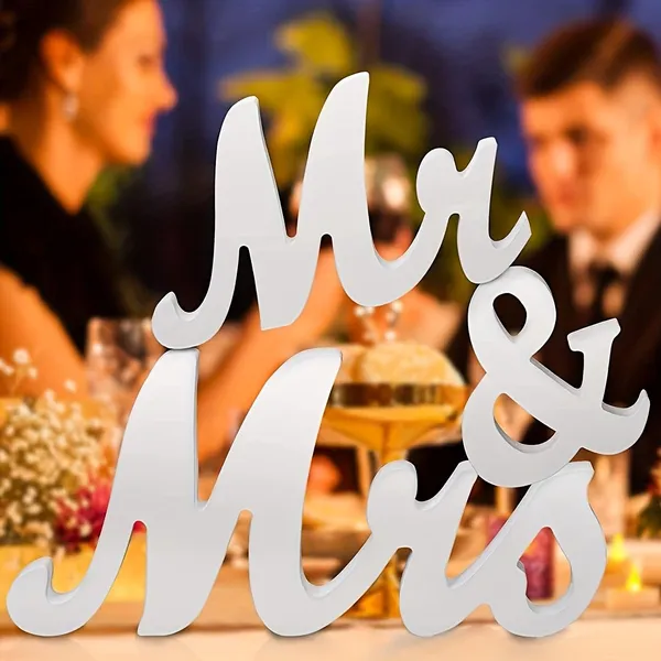 White_Mr_And_Mrs_Wpc_Letter_Wedding_Couple_Keepsake_Wedding