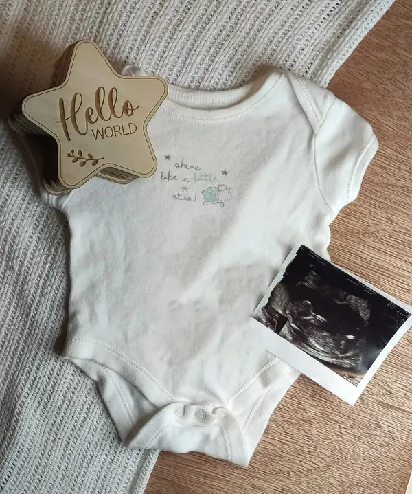 Beige_Wooden_Baby_Milestone_Discs_Baby