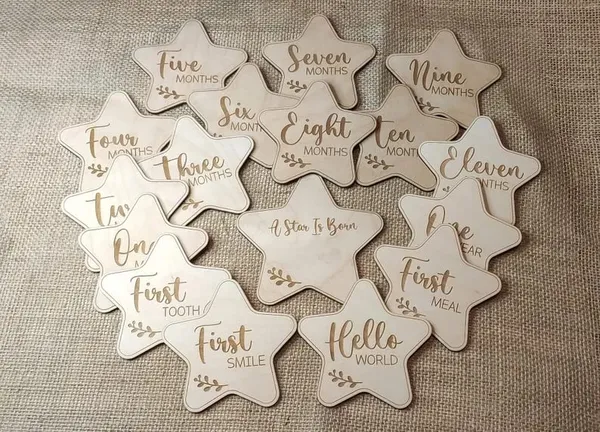 Beige_Wooden_Baby_Milestone_Discs_Baby