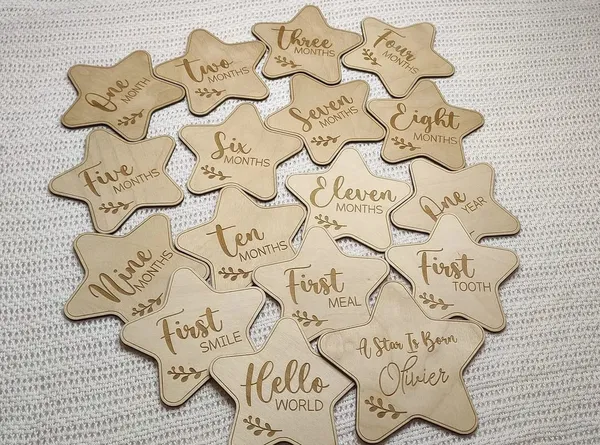 Beige_Wooden_Baby_Milestone_Discs_Baby