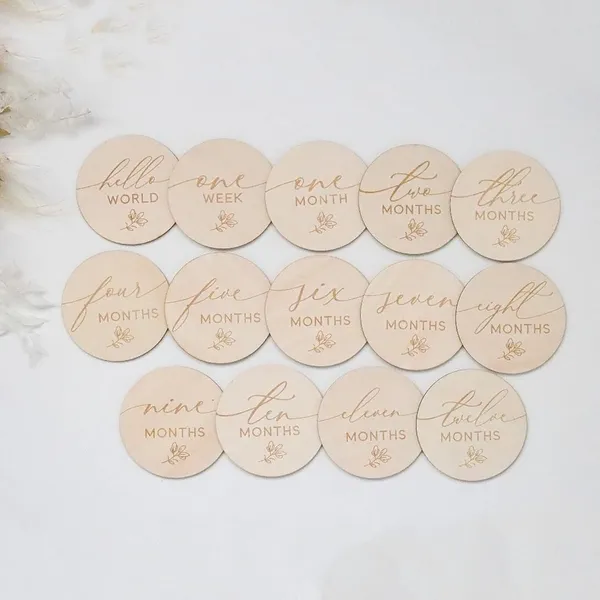 Beige_Baby_Milestone_Cards_Wooden_Discs_Baby
