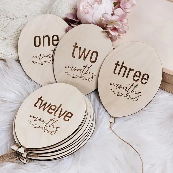 Beige_Wooden_Baby_Milestone_Cards_Baby