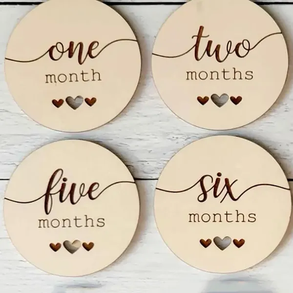 Beige_Wooden_Baby_Monthly_Milestone_Cards_Baby