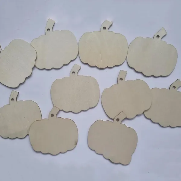 Beige_Wooden_Pumpkins_Diy_And_Craft
