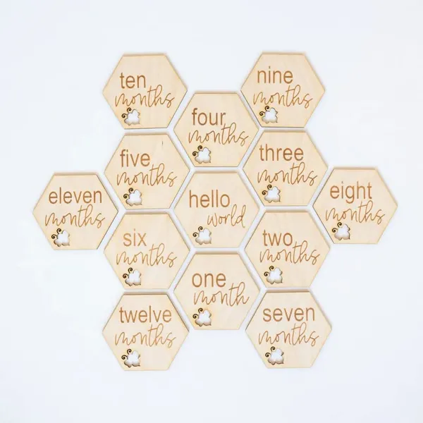 Beige_Wooden_Bee_Themed_Baby_Monthly_Milestone_Cards_Baby