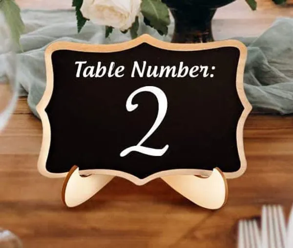 Beige_Wooden_Mini_Easels_Or_Stand_Plate_Holders_To_Display_Pictures_Or_Other_Items_At_Weddings_Home_Decor