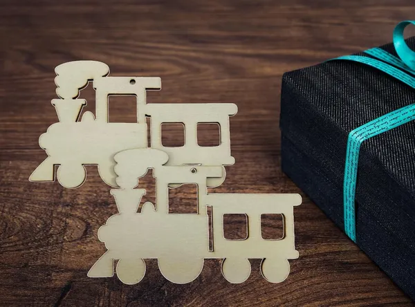 Beige_Wooden_Train_Cutouts_Cm_Diy_And_Craft