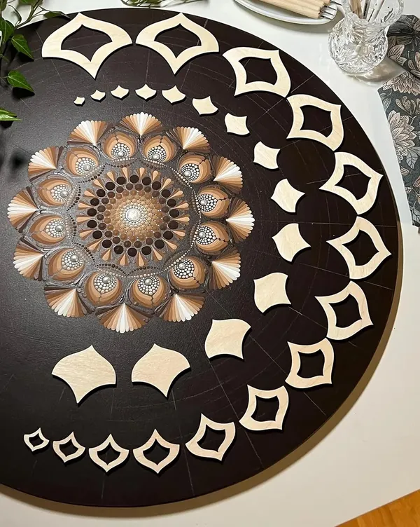 Beige_Stencil_General