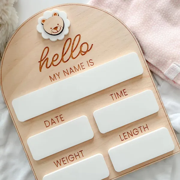 Beige_Wooden_Dry_Erase_Baby_Birth_Detail_Chart_And_Milestone_Cards_Baby