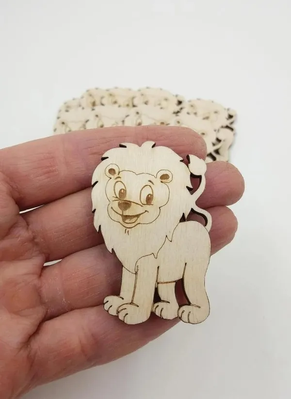 Beige_Wooden_Lion_Cutouts_Jungle_Animal_Mdf_Shapes_Kids
