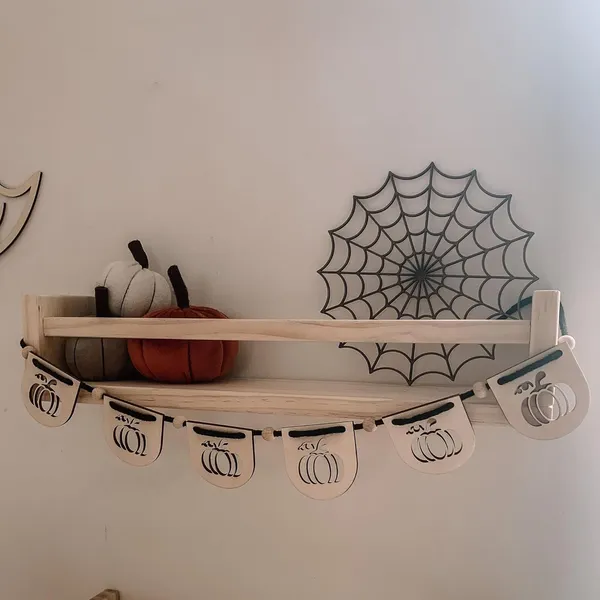 Beige_Halloween_Wooden_Pumpkin_Bunting_Kids