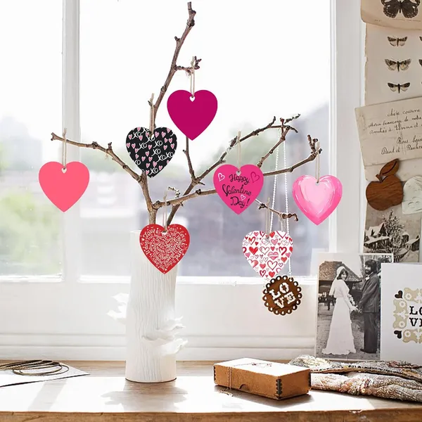 Beige_Wood_Heart_Cutouts_Wooden_Heart_Shaped_Unfinished_Hanging_Ornaments_Diy_Predrilled_Wooden_Heart_Cutouts_Slices_Diy_And_Craft