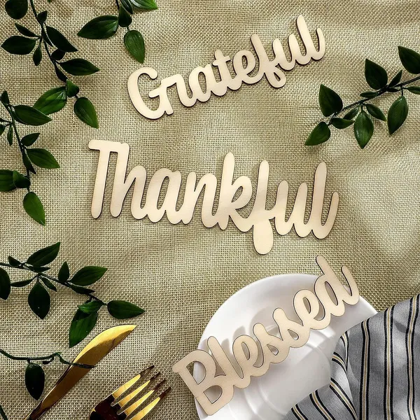 Beige_Cliths_Thankful_Grateful_Blessed_Wood_Cutout_Thankful_Plate_Letter_Sign_Decor_General