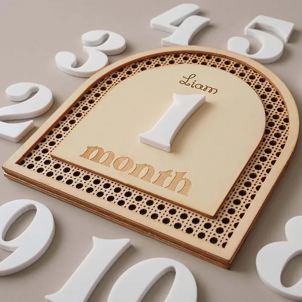 Beige_Wooden_Baby_Milestone_Discs_Custom_Engraved_Monthly_Baby_Growth_Markers_Newborn_Photo_Props_Baby_Shower_Gift_Personalized_Baby_Keepsake_Baby_Milestone_Cards_Wooden_Baby