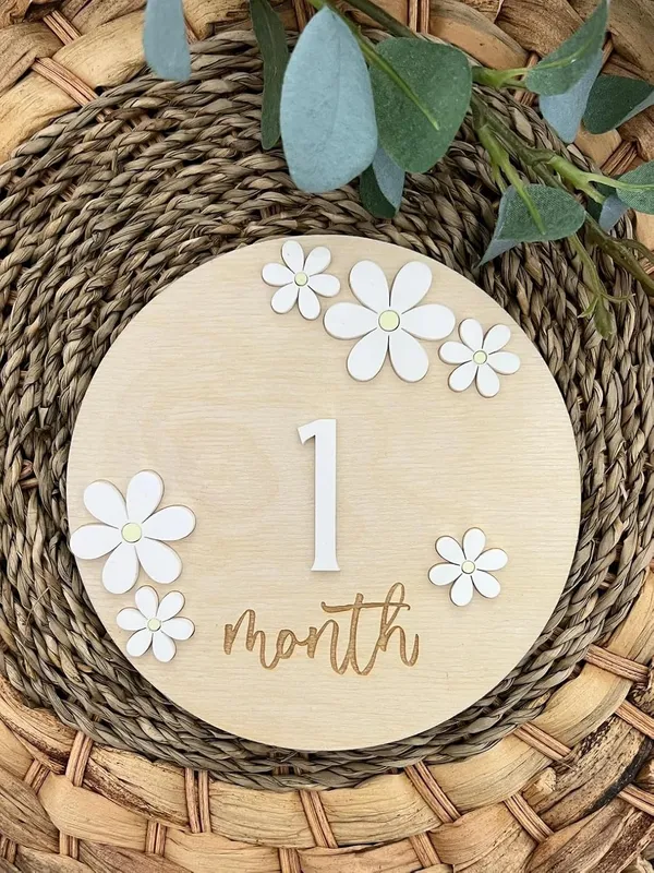 Beige_Wooden_Baby_Milestone_Cards_Baby