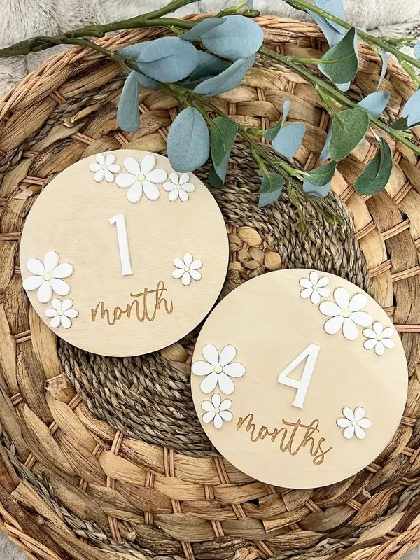 Beige_Wooden_Baby_Milestone_Cards_Baby
