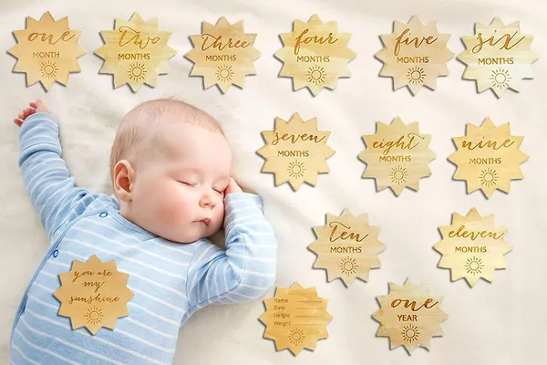 Beige_Wooden_Monthly_Milestone_Cards_Baby